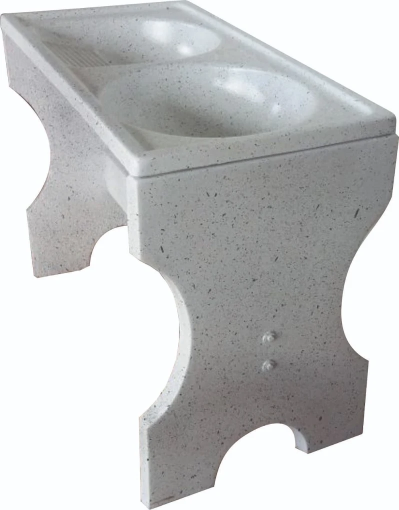 Tanque de concreto disponível na Paroschi